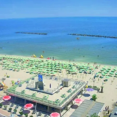 Vakantiehuis Nettuno 137d